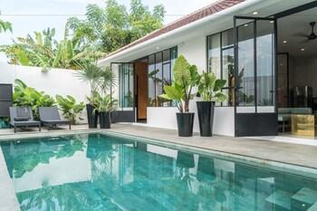 Designer Hideaway Villa Umalas Legian  Exterior photo